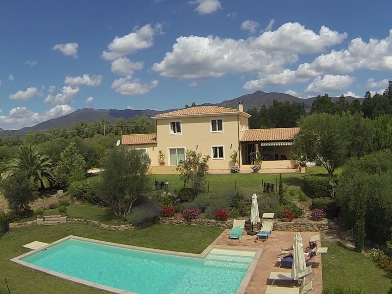 Haus und Pool Haus und Pool