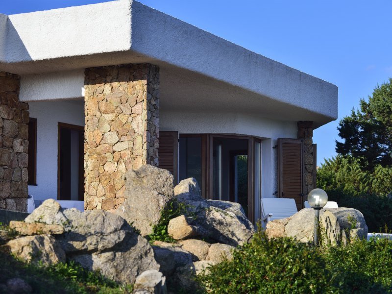 landestypische Villa mit Steinfassade in Nord Sardinien landestypische Villa mit Steinfassade in Nord Sardinien