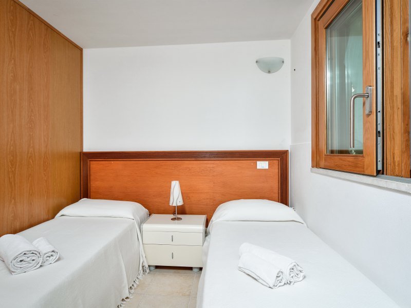Schlafzimmer 1 im Untergeschoss Schlafzimmer 1 im Untergeschoss