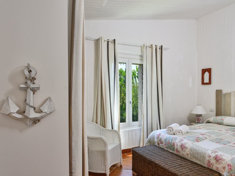 Schlafzimmer 1