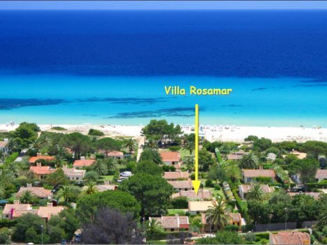 Von Villa Rosamar ist das vierte Haus vom Strand