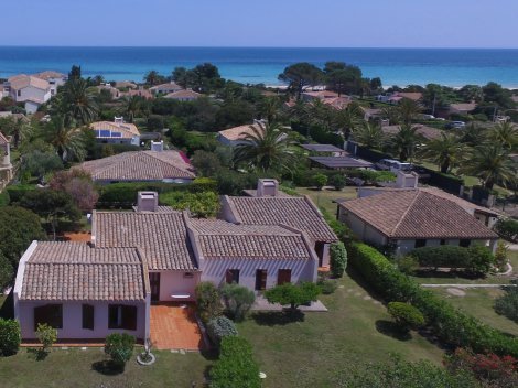 Villa Giacomo links unten im Bild