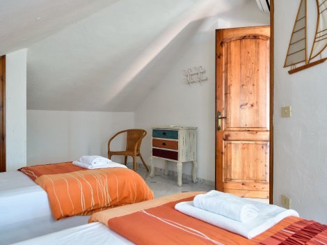 Schlafzimmer 2 mit Einzelbetten